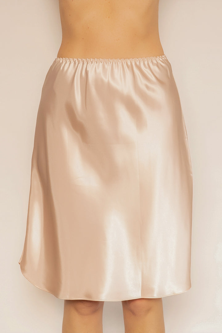 Essentials 27" SATIN HALF SLIP