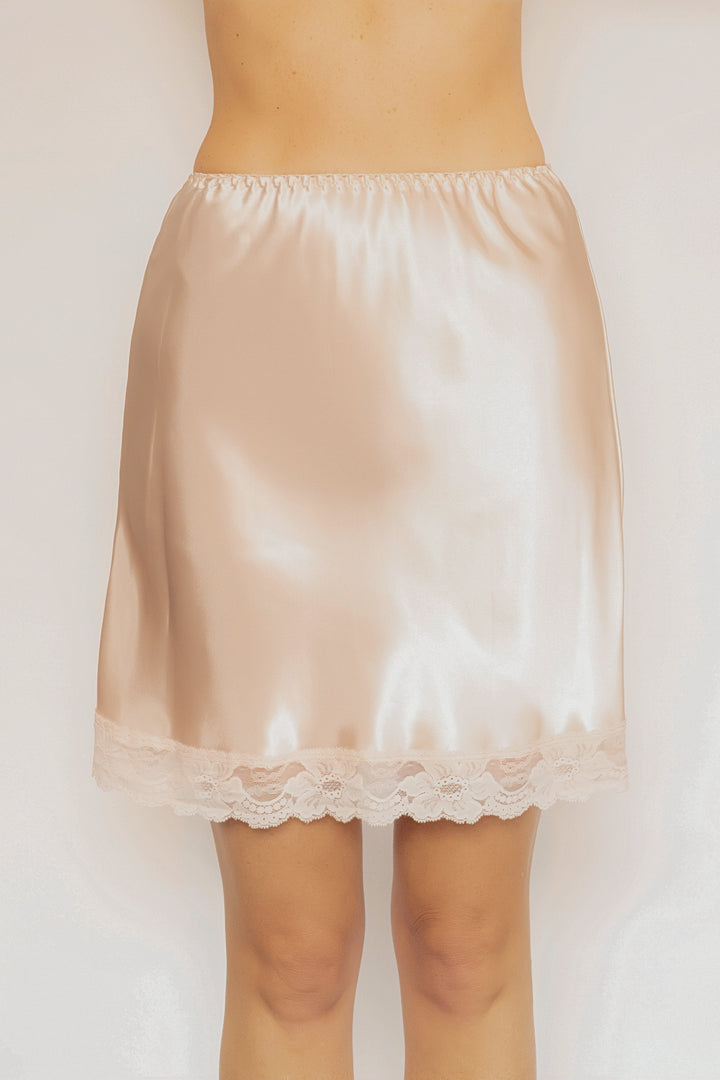 Vintage Bloom 18 Inch Half Slip
