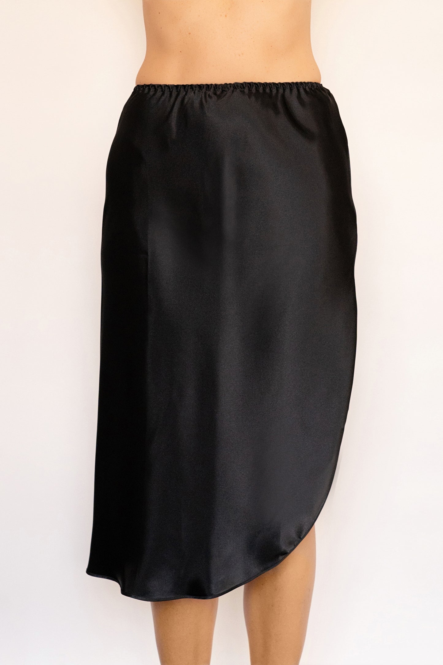 Essentials 29" Spinner Slit Half Slip
